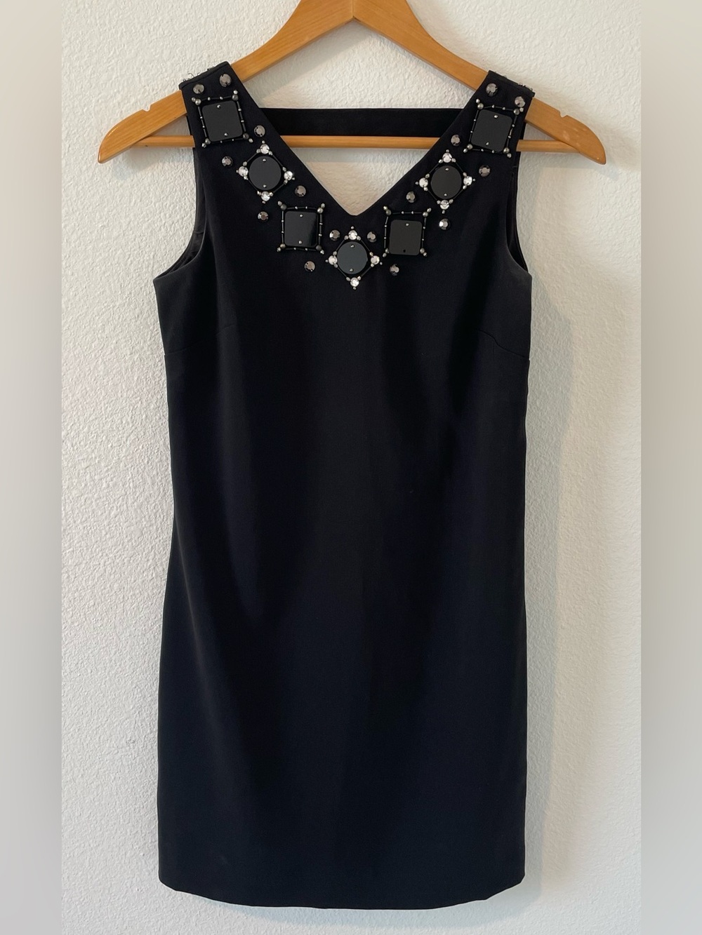 Ann Taylor Black Sleeveless V-Neck Embellished Sheath Dress
